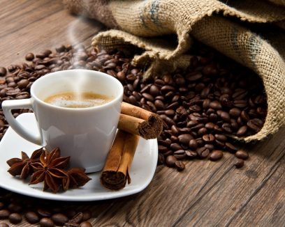 Beber café traz felicidade?